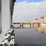 Unyca - River View Suite
