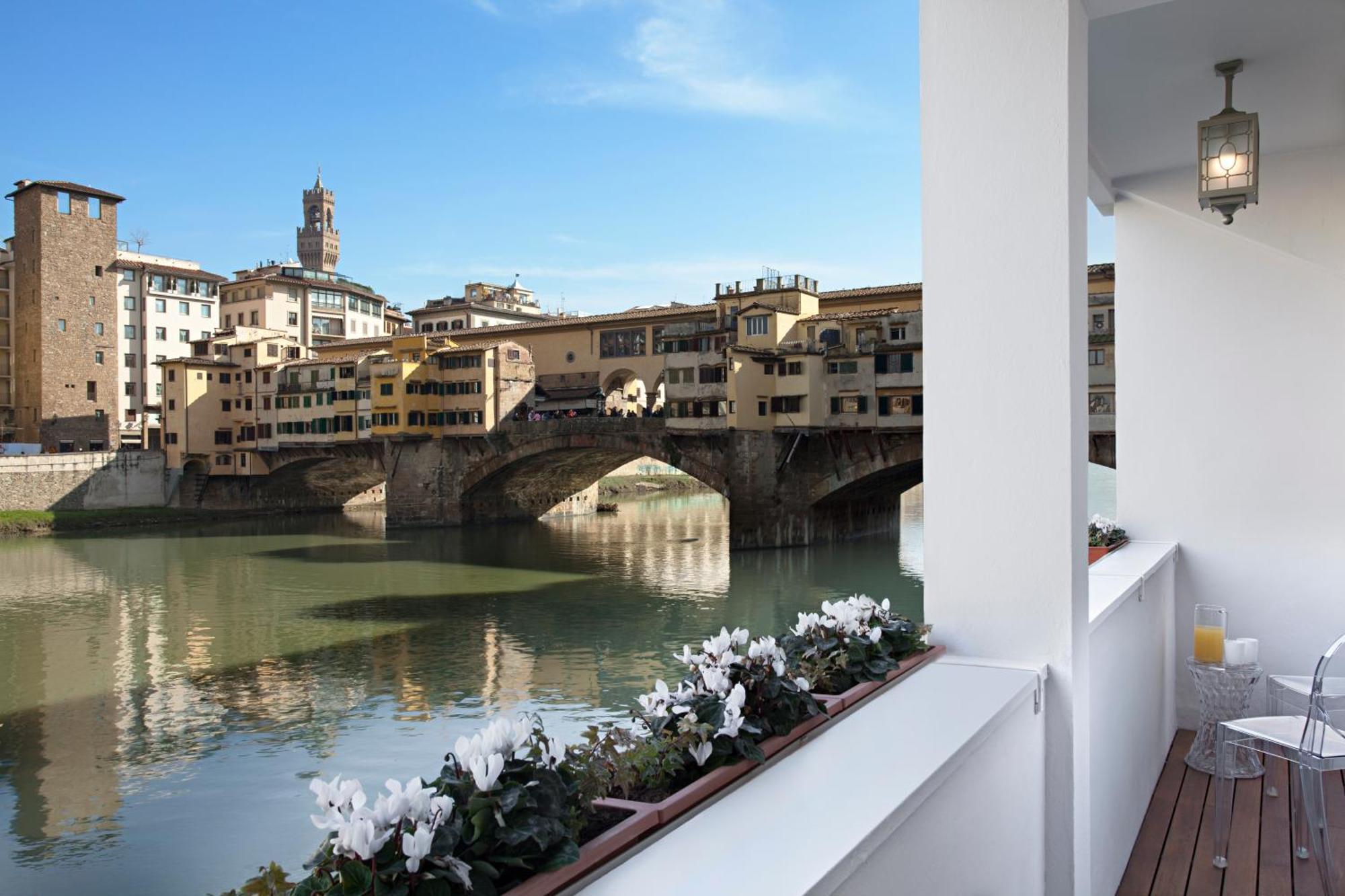 Unyca - River View * Florença